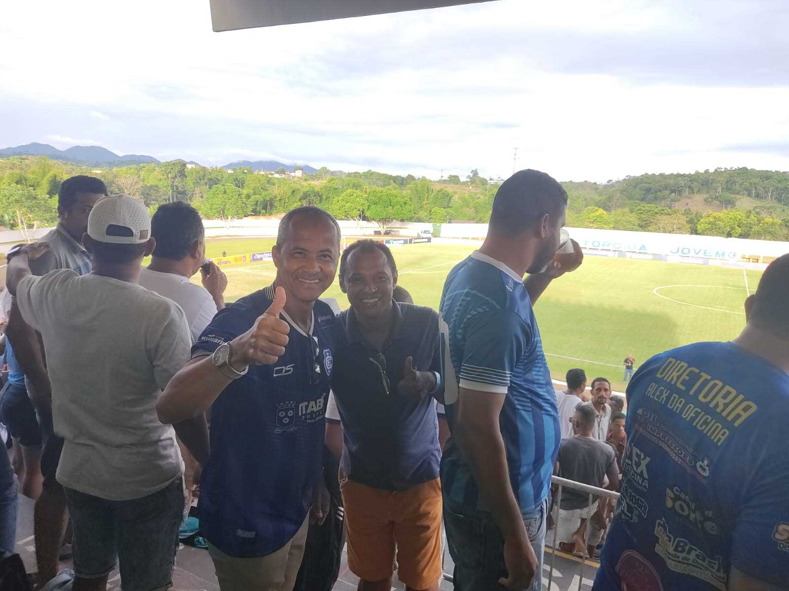 Camacã: Estádio Ribeirão recebe um grande público e o Itabuna vence o Bahia por 4x1